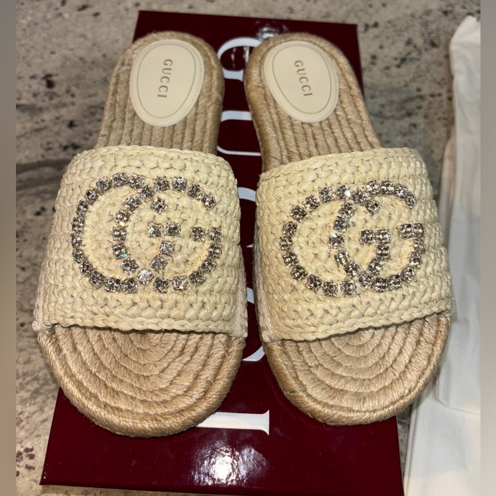 Authentic Gucci Cora Crystal GG Logo Espadrille Slide Sandal Raffia New 10 - Picture 8 of 11